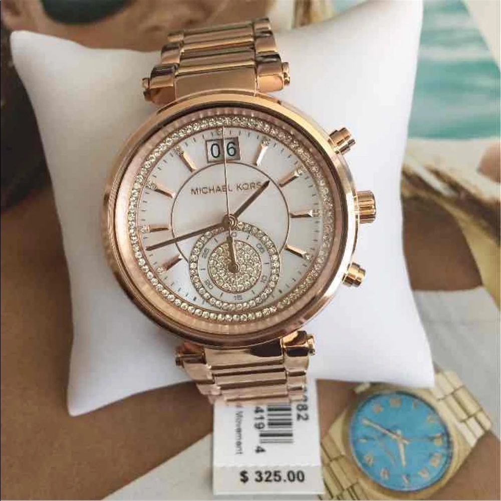 MICHEAL KORS SAWYER WATCH